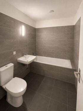 Bild 2 - 2 Zimmer Etagenwohnung zur Miete in Weil am Rhein