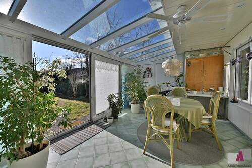 Bild 1 - Sehr gepflegtes Reihenmittelhaus mit viel Platz in bester Lage von Altweil