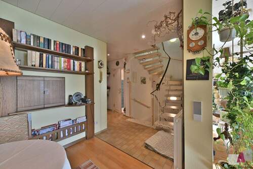 Flur EG - 6 Zimmer Reihenmittelhaus in Weil am Rhein