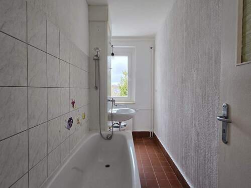 Tageslichtbad mit Wanne - 