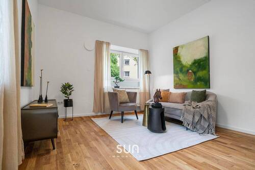 WOHNZIMMER - 