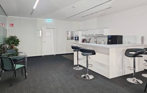 Regus_Neuer Wall_Germany_Centre 2743_Refresh area - 