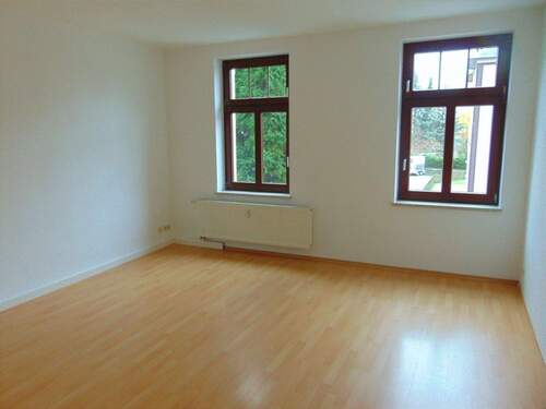 Wohnzimmer - 2 Zimmer Etagenwohnung zur Miete in Chemnitz