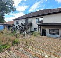 Großes Ein- bis Zweifamilienhaus in idyllischer Lage mit mit starken Renovierungsbedarf - Wesendorf / Westerholz