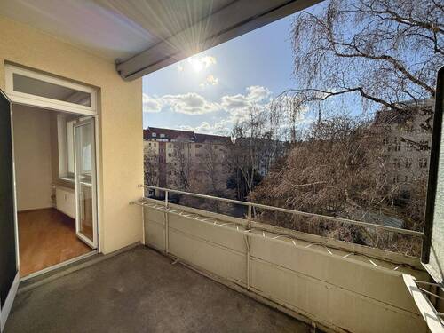 Balkon - 3 Zimmer Etagenwohnung in Berlin