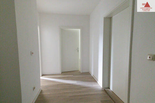 Flur - Etagenwohnung mit 53,70 m&sup2; in Annaberg-Buchholz / Buchholz zur Miete