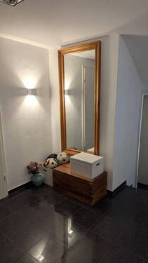 Souterrain Eingangsbereich - 4 Zimmer Reihenmittelhaus in Hamburg