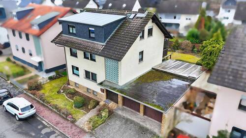 Bild 1 - Provisionsfreies Mehrfamilienhaus mit Ausbaupotenzial in Toplage Bruchköbel