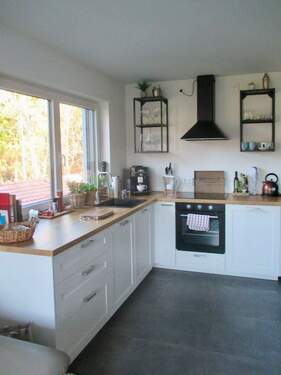 heller offener Küchenbereich - 