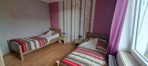  Schlafzimmer 1.OG - 8 Zimmer Doppelhaushälfte in Algermissen