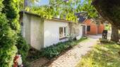 Nebenhaus - 