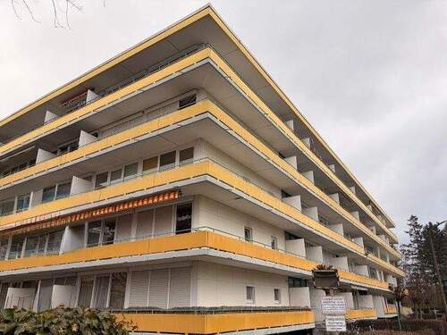 Absicht - Helle 3-Zi-Wohnung mit Westbalkon in Erlangen-Bruck, ca. 73 m² und TG, Frei ab 01.05.26