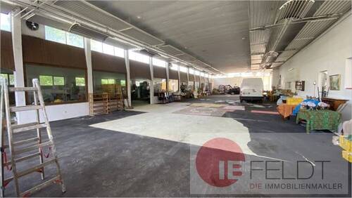 Gewerbehalle - Gewerbehalle und kleines Mehrfamilienhaus in innerstädtischer Lage