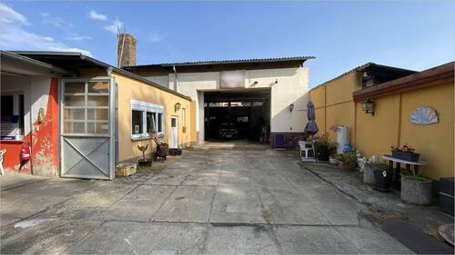 Zufahrt Gewerbehalle - 