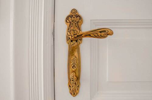 Feinste Altbauelemente - 