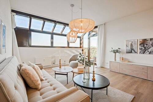 Bild 1 - Modernisierte 3-Zimmer-Wohnung mit Balkon & TG-Stellplatz in ruhiger Lage von Wiesbaden-Dotzheim