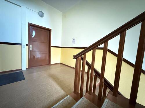 Hausflur mit Eingang.JPG - 