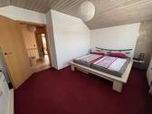 Schlafzimmer DG - 