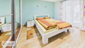 Schlafzimmer EG - 