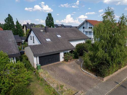 DJI_0342-HDR-proc.jpg - Gepflegtes Haus mit schönem Grundstück für die große Familie oder 2 Generationen in gesuchter Wohnlage von Waghäusel-Wiesental