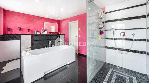 1. OG Badezimmer 2 - 