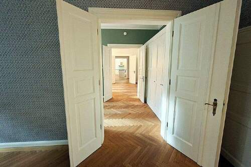 Traumhafte Altbauwohnung - München-Schwabing 