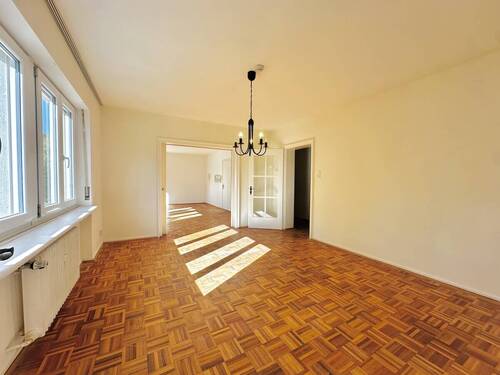 Lichtdurchflutetes Esszimmer - 4 Zimmer Etagenwohnung zum Kaufen in Hornberg