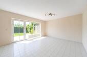 Wohnzimmer - 5 Zimmer Doppelhaushälfte zum Kaufen in Markranstädt