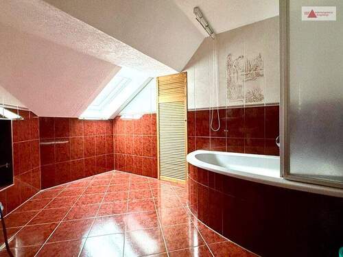 Badezimmer - Etagenwohnung mit 67,00 m² in Elterlein / Schwarzbach zur Miete