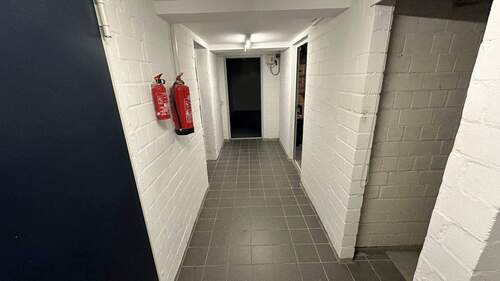 Flur im Keller - 