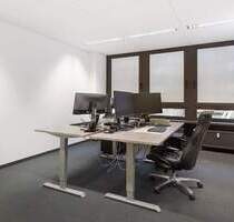 Großzügige 315 m² Bürofläche zur Untermiete in München - Küche, 3 Stellplätze