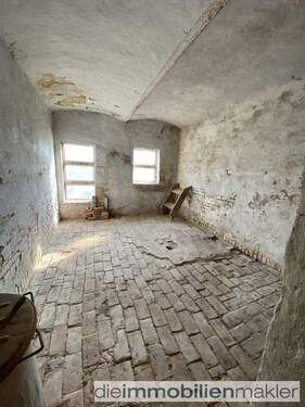 Raum Nebengebäude - 