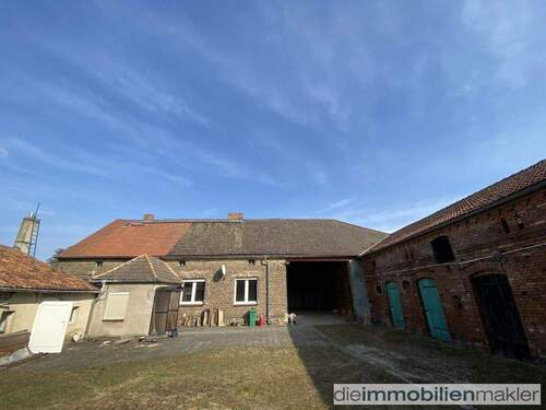 Rückansicht Wohnhaus - 