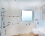 Duschbad mit Fenster - 