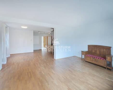 Wohnzimmer - 2. Blick - Reihenendhaus mit 100,60 m&sup2; in Düsseldorf zum Kaufen