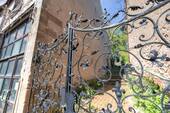 Aufgang zum hinteren Ausschank - 