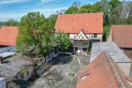 Innenhof - Mehrfamilienhaus, Wohnhaus mit 200,00 m&sup2; in Scheßlitz zum Kaufen