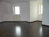 Wohnzimmer - 3 Zimmer Etagenwohnung in Zwickau