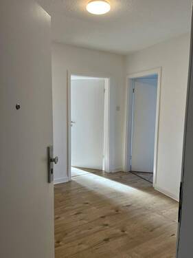 Bild 2 - 3 Zimmer Etagenwohnung zur Miete in Krefeld
