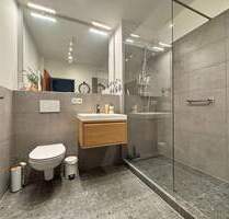 PINNEBERG: HOCHPARTERRE WOHNUNG MIT BALKON