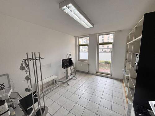 Raum 3 mit Terrasse - 