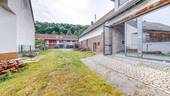 Hofeinfahrt - 
