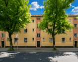 Haus Frontansicht - 2 Zimmer Etagenwohnung zum Kaufen in Berlin