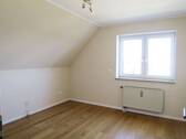 Schlafzimmer 1-1.jpg - 