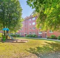 Lichtdurchflutete und sanierte 2-Zimmer Wohnung in schöner Lage von Niendorf - Hamburg