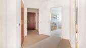 Flur1 - 2 Zimmer Etagenwohnung in Hamburg