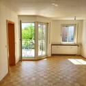 Wohn-Esszimmer Balkonzugang - Etagenwohnung mit 79,00 m&sup2; in Lauf zur Miete