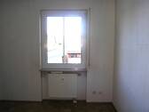 Kinder- bzw. Arbeitszimmer - 