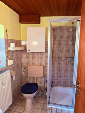 Bad Schlafzimmer EG.jpg - 