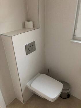 WC - 